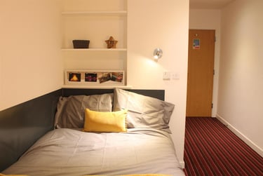 1 bed flat, Oxford Street, City Centre, Leicester, LE15XA - Image 4